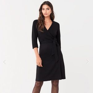 Diane Furstenberg wrap dress. Size 2 NEW WITH TAG